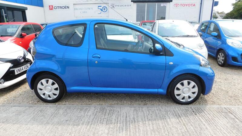 View TOYOTA AYGO 1.0 VVT-i Blue