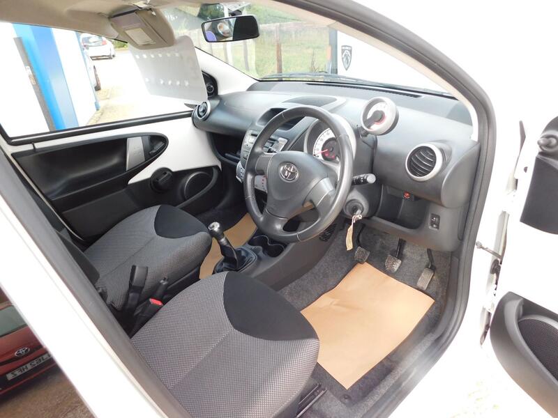 TOYOTA AYGO