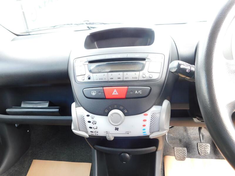 TOYOTA AYGO