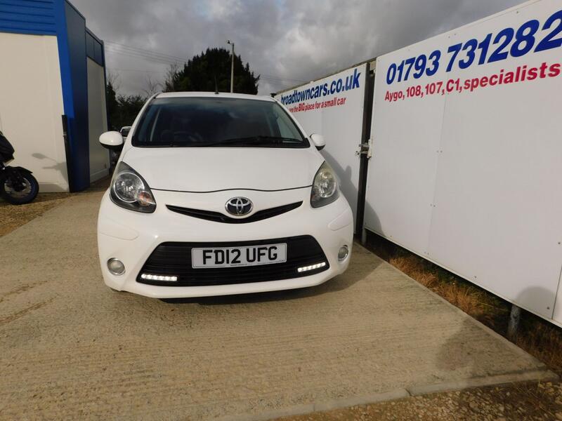 TOYOTA AYGO