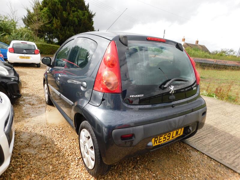 View PEUGEOT 107 1.0 12V Urban Automatic
