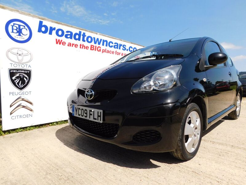 View TOYOTA AYGO 1 VVT-i  Black