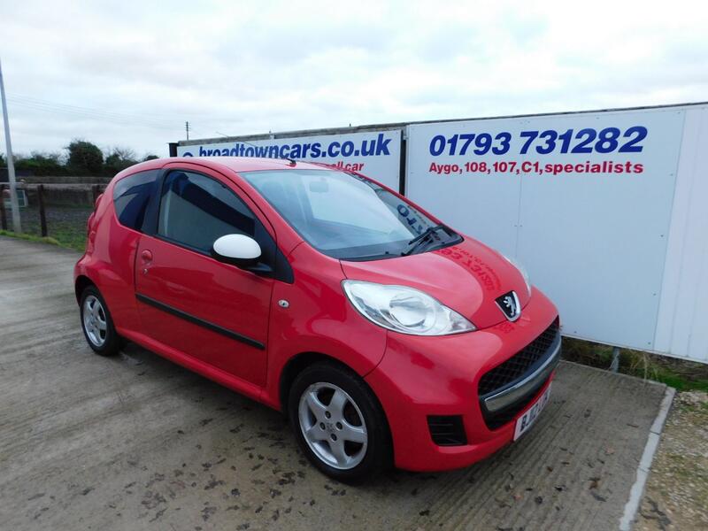 PEUGEOT 107