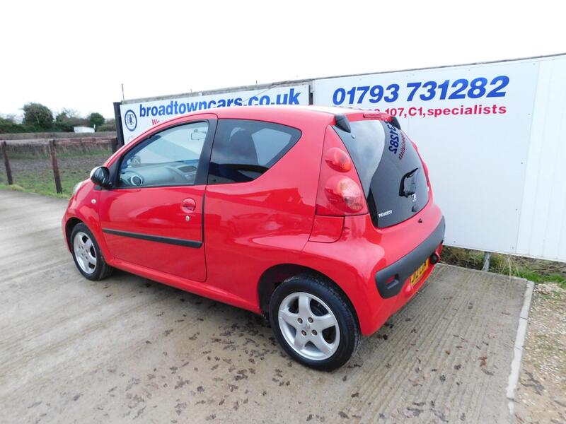 PEUGEOT 107